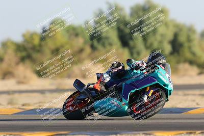 media/Nov-19-2023-CVMA (Sun) [[1f3d1b7ccb]]/Race 16 Formula 2-American Twins/